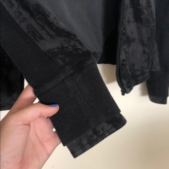 Lululemon Jacket - Picture 3 of 6